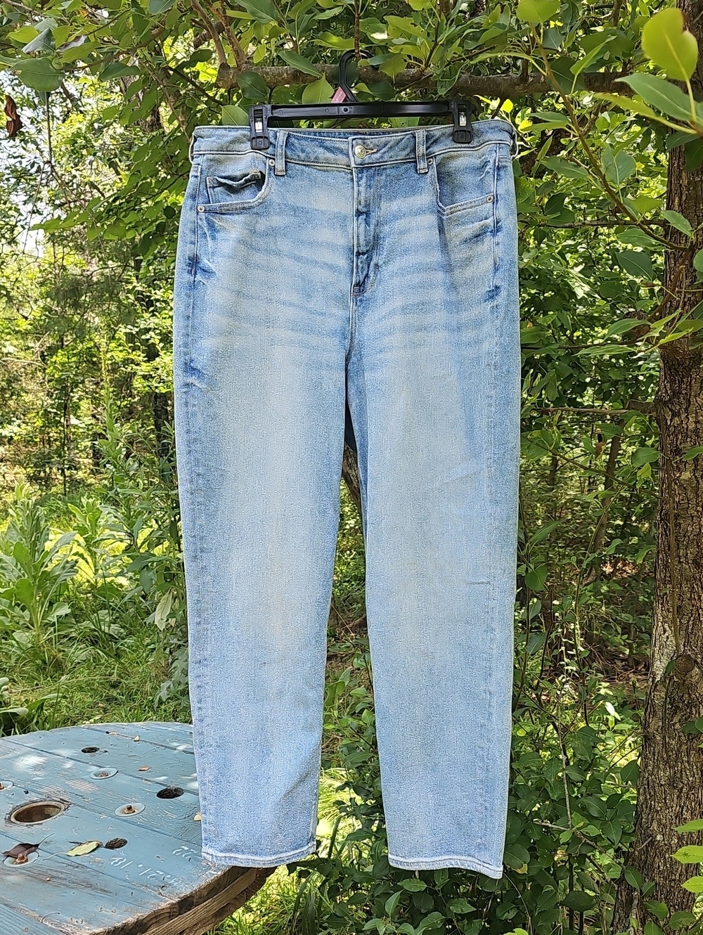 AMERICAN EAGLE AE Size 16 Mom Straight Jean High-Rise Used